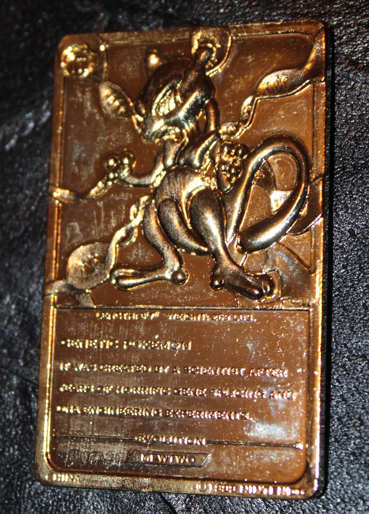 A POKEMON MEWTWO ~ 23K GOLD PLATED ~ CARD # 150 - 1999 - 54 grams - Nintendo