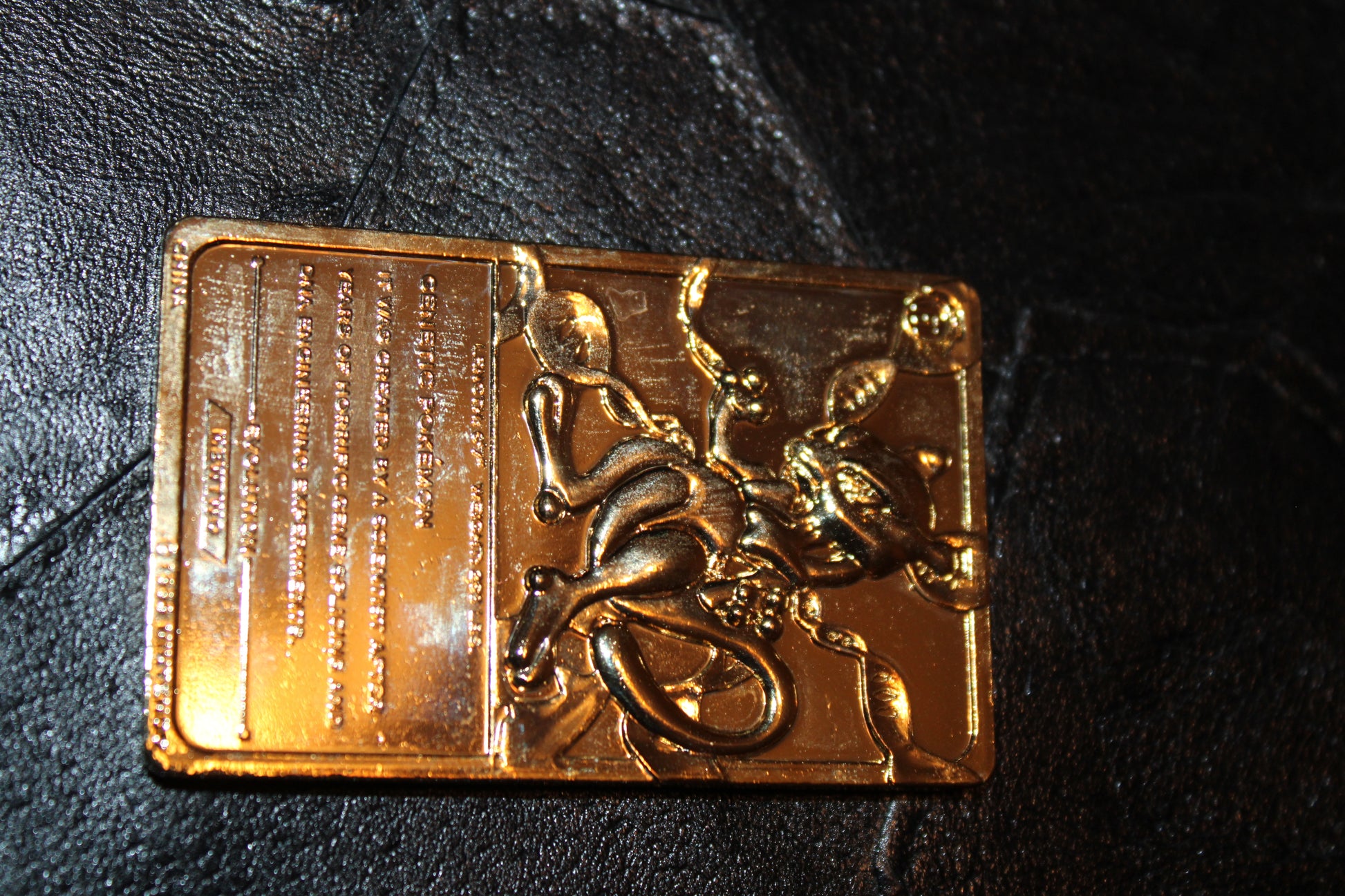 A POKEMON MEWTWO ~ 23K GOLD PLATED ~ CARD # 150 - 1999 - 54 grams