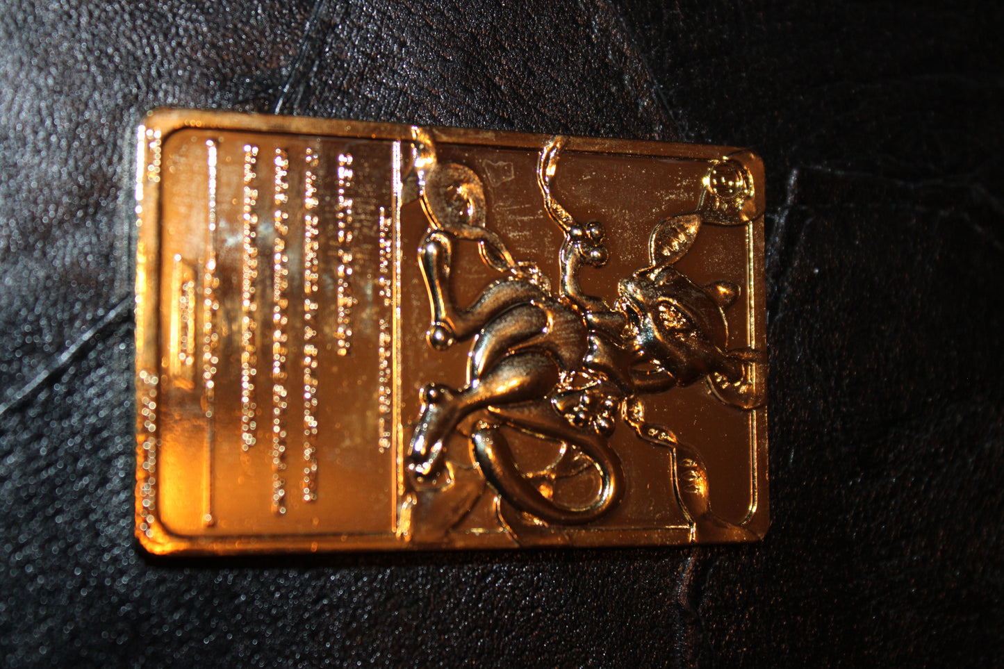 A POKEMON MEWTWO ~ 23K GOLD PLATED ~ CARD # 150 - 1999 - 54 grams - Nintendo