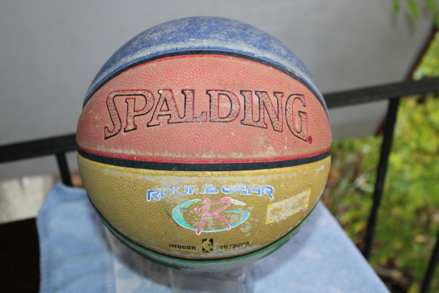 Vintage Basketball ~ SPALDING Rookie Gear - multi-coloured