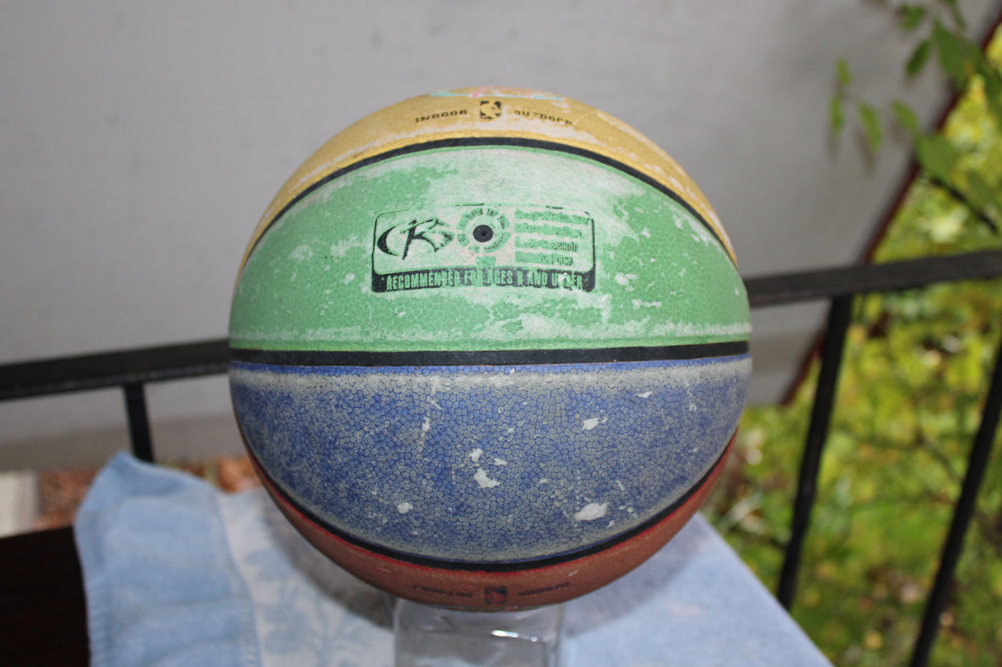 Vintage Basketball ~ SPALDING Rookie Gear - multi-coloured