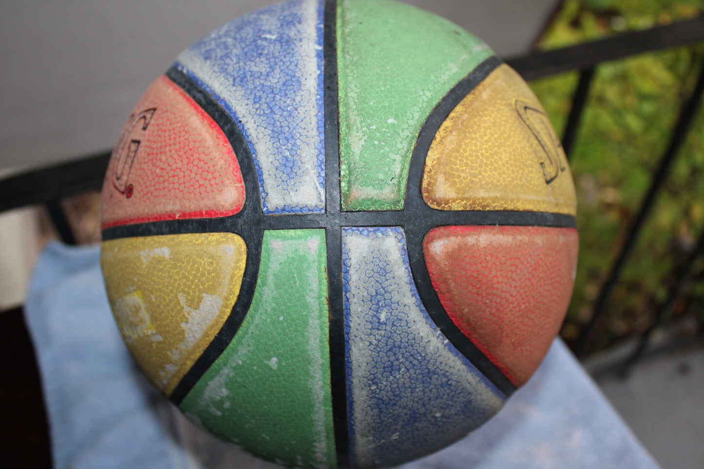 Vintage Basketball ~ SPALDING Rookie Gear - multi-coloured