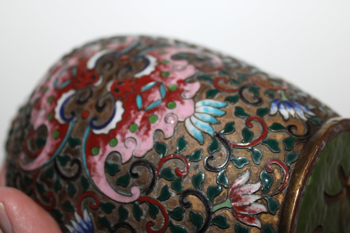Ju 寿 Chinese ~ Cloisonné Enamel ~ Floral Scroll Lotus ~ Ginger Jar - * Da Ming