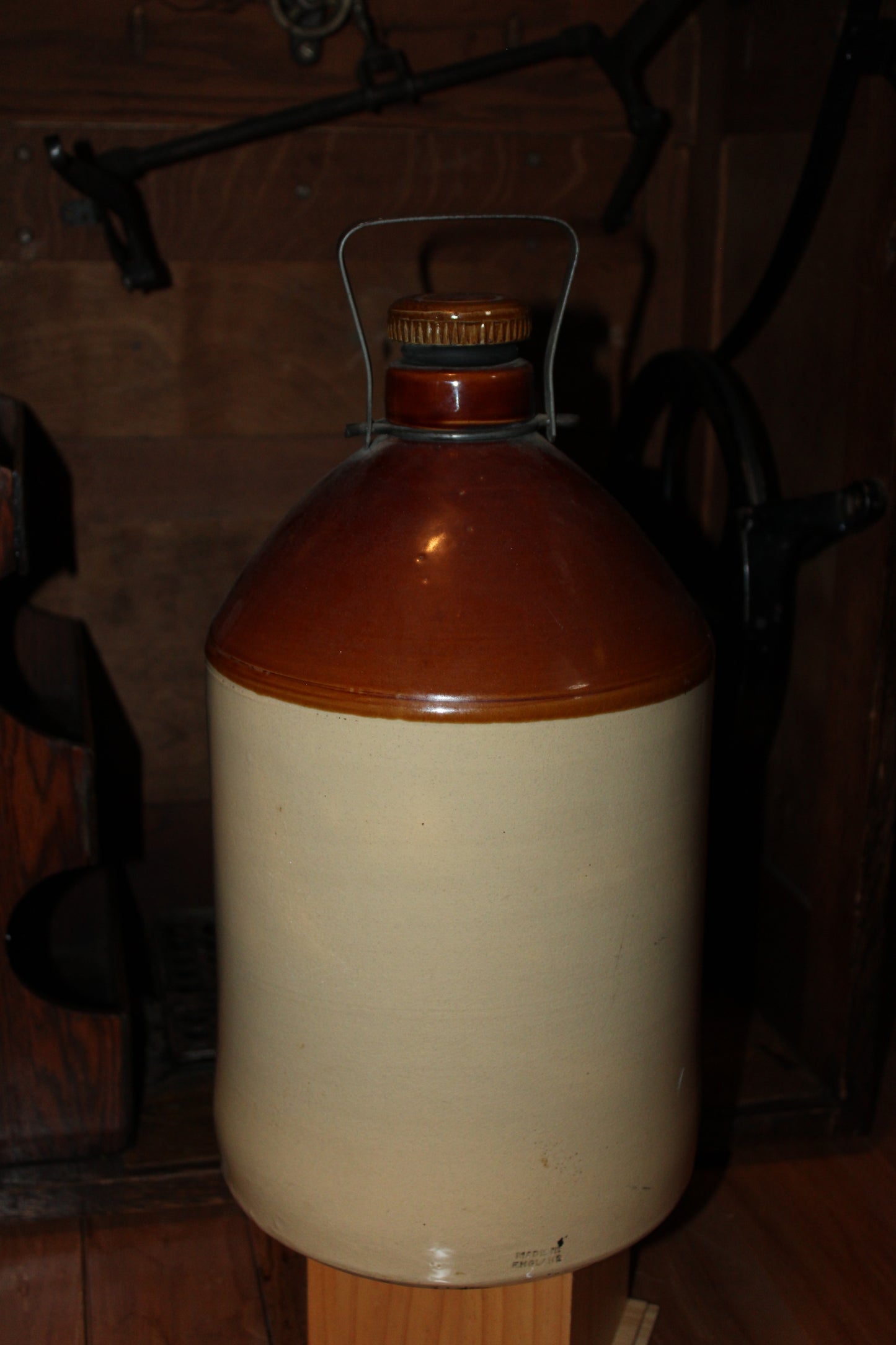 Albany N.Y. ~ Crock Stoneware Jug ~ H. Dickson Hats Caps Furs - 60 State Street