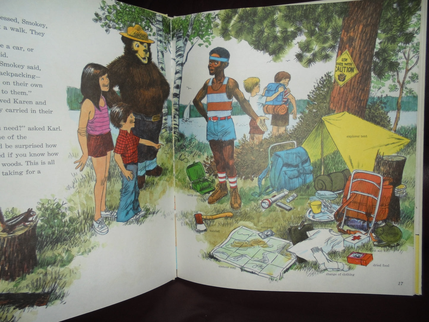 1976 SMOKEY BEAR'S CAMPING BOOK ISBN 0307157970