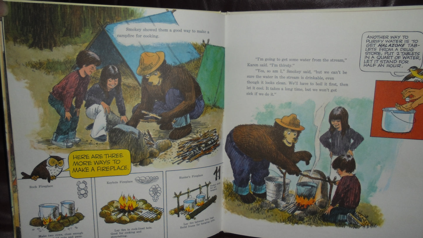 1976 SMOKEY BEAR'S CAMPING BOOK ISBN 0307157970